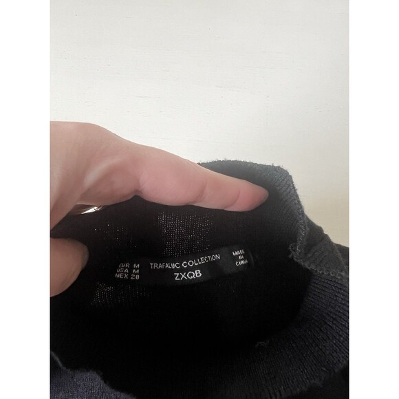 Zara Trafaluc Woman’s M Floral  Embroidered Sweater‎ Bell Sleeves - Picture 4 of 5